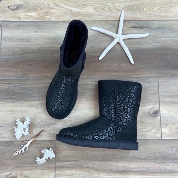 🌴🔆UGG- CLASSIC SHORT SNOW LEOPARD BOOTS PINK🔆🌴 - Picture 8 of 14